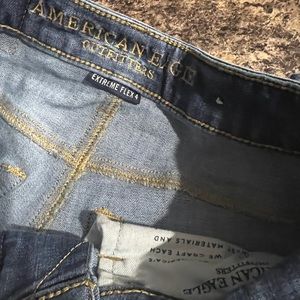 Like new American Eagle slim extreme stretch 26x28